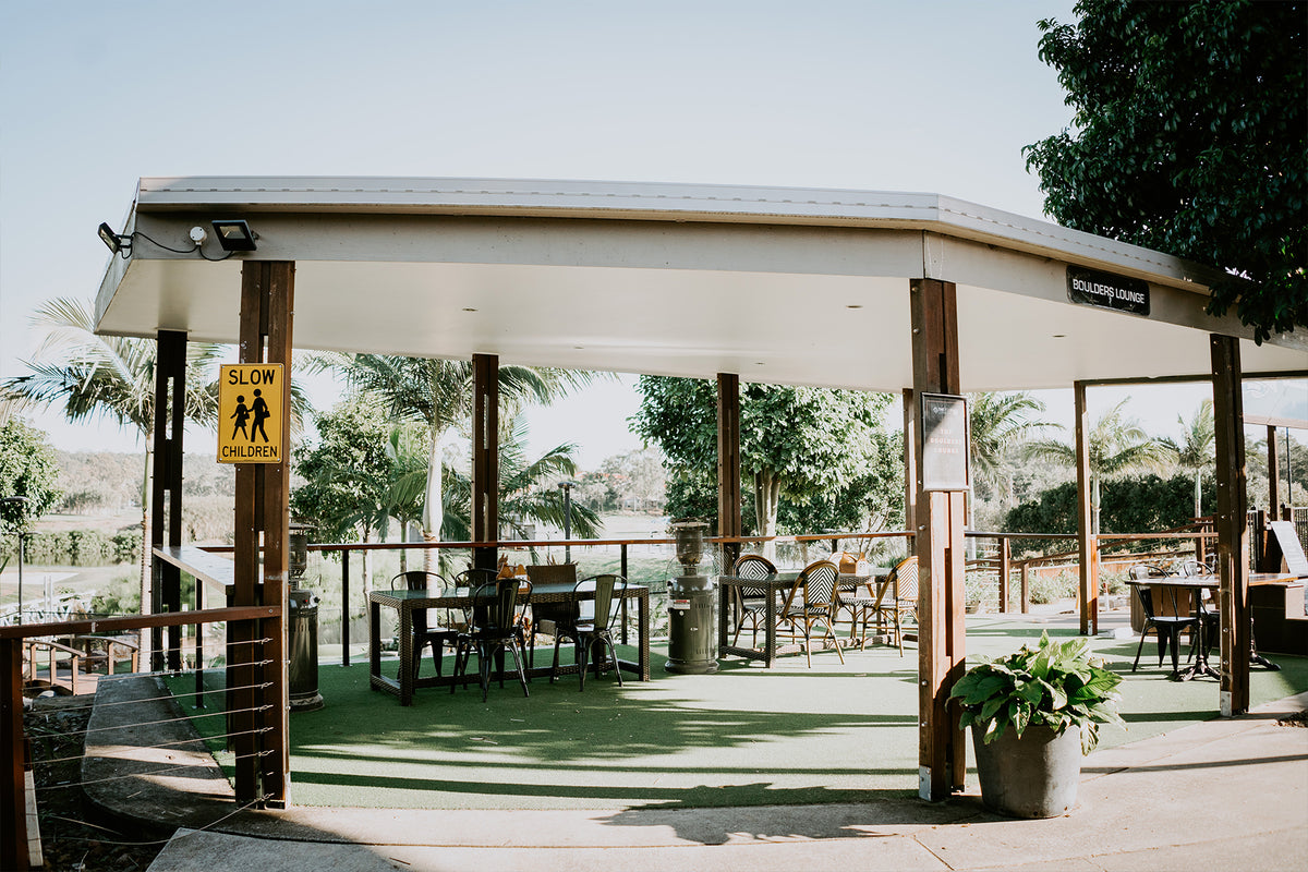 The Boulders Lounge alfresco dining space at Parkwood Village