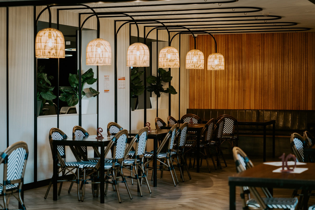 The Dining Lounge at Parkwood Village bistro