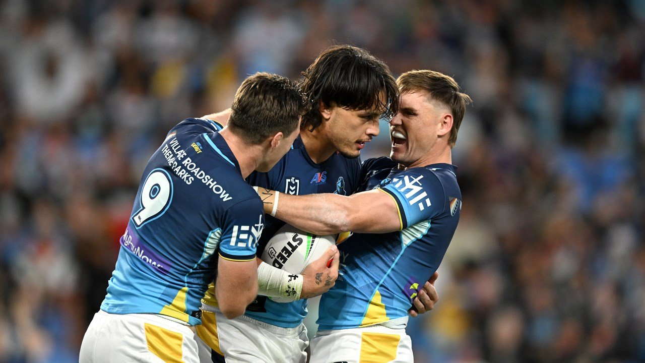 Gold Coast Titans players celebrating a try